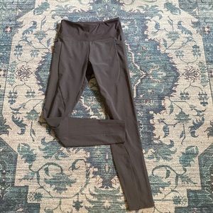 Athleta Quest Hybrid Tight; Size 4